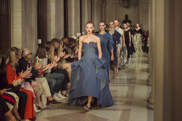 AP Photo/Andres Kudacki Carolina Herrera verão 2017.