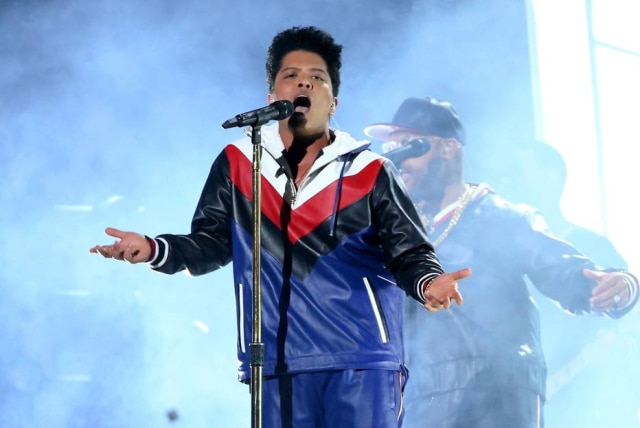 REUTERS/Lucy Nicholson Bruno Mars.