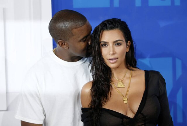 Eduardo Munoz/Reuters Kim Kardashian e o marido Kanye West.