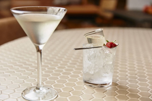 Angelo Dal Bó Nudo Martini, do Fattoria Ráscal, com de tomate clarificada e gim.