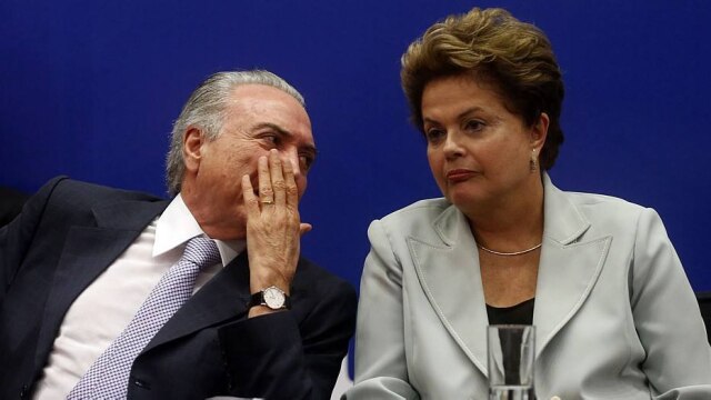 André Dusek / Estadão No início do ano, Rodrigo Maia era um deputado pouco conhecido dos brasileiros; termina 2016 como o primeiro na linha de sucessão do presidente Temer. Seu cargo, a presidência da Câmara, também foi ocupado por Eduardo Cunha e pelo confuso Waldir Maranhão ao longo do ano. Isso sem falar nos ministérios, onde dezenas de trocas foram feitas em questão de poucos meses.