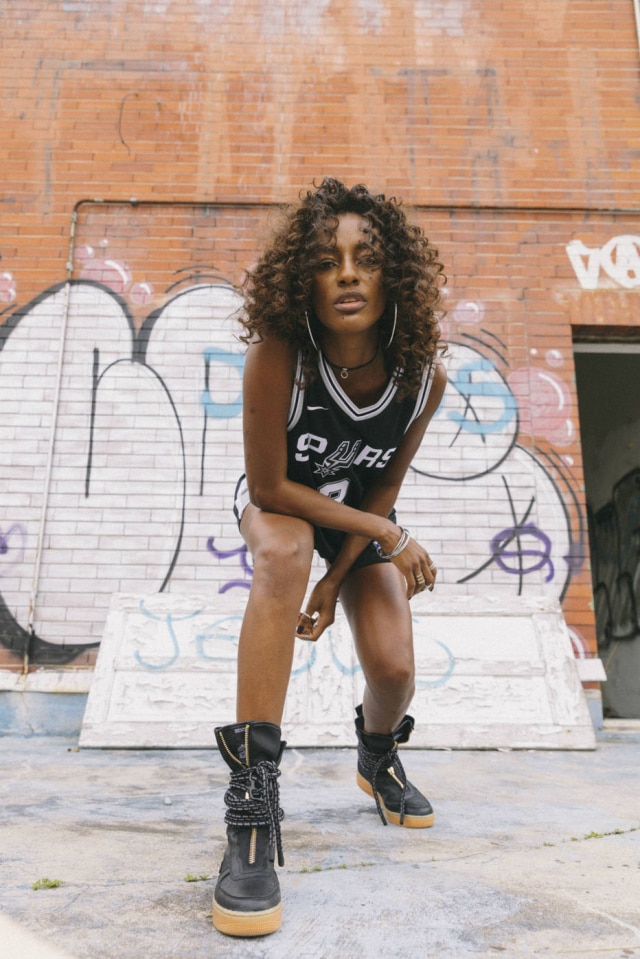 Camila Cornelsen/ Nike/ Divulgação Modelo pode ser usado tanto por homens quanto por mulheres, como mostra Pathy Dejesus