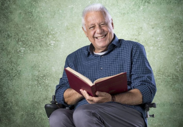 João Cotta / Globo / Divulgação Antonio Fagundes atualmente vive o personagem Alberto em 'Bom Sucesso'