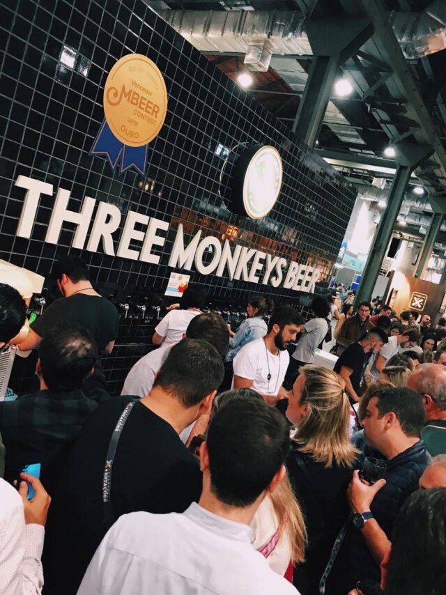 Three Monkeys Estande da cervejaria carioca Three Monkeys no Mondial de la Bière.