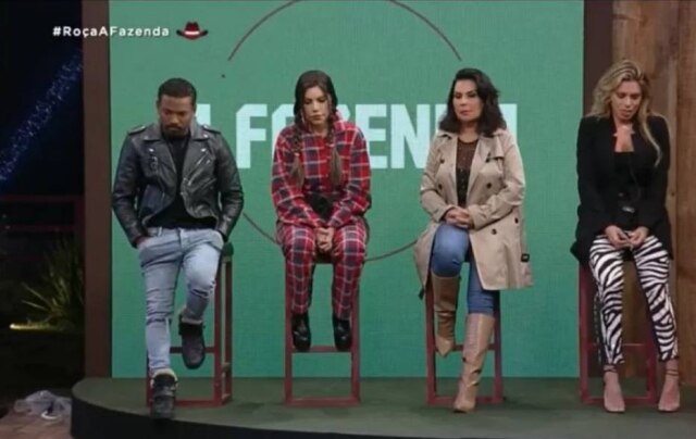 Reprodução/ TV Record Participantes Nego do Borel, Liziane Gutierrez, Solange Gomes e Erika Schneider