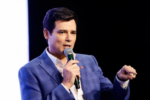Aloisio O apresentador Celso Portiolli na coletiva de imprensa do Teleton, em 2018