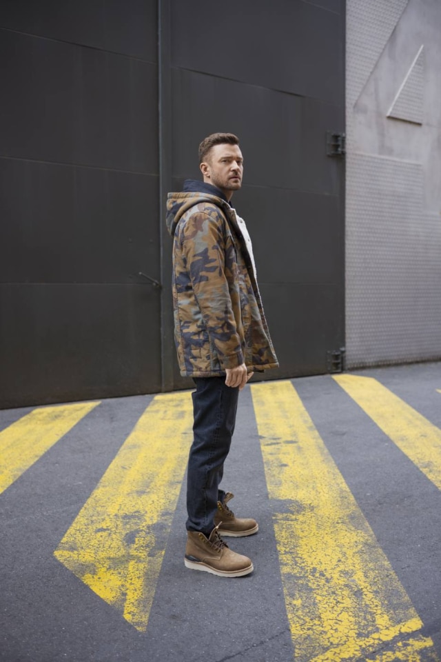 Vitali Gelwich/Cortesia Levi's Batizada de 'Fresh Leaves' a coleção investe em peças básicas e icônicas do acervo da marca de jeanswear