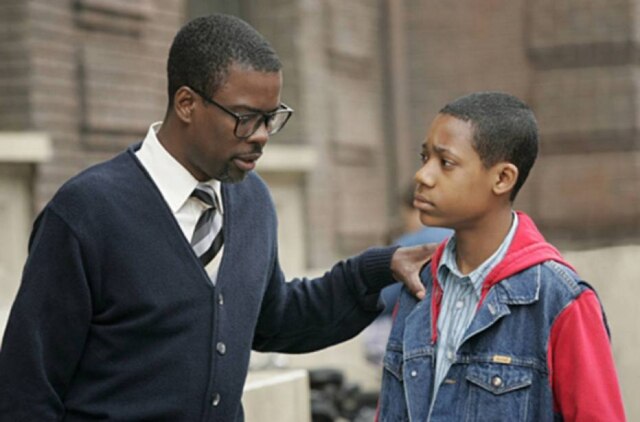 Scott Humbert/CW Chris Rock, autor da série, ao lado de Tyler James Williams.