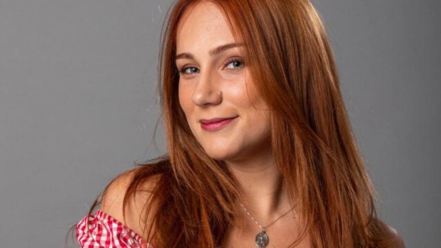 João Miguel Júnior/Globo Carol Garcia como Betina em 'Quanto Mais Vida, Melhor!'. A atriz criticou contratações de influenciadores e disse que o trabalho artístico 'pode estar em declínio'.