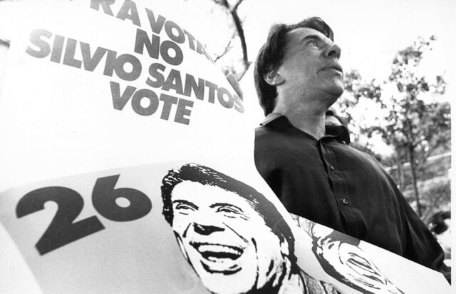 Luiz Antônio Costa O apresentador de TV e dono do SBT em campanha em 1989.