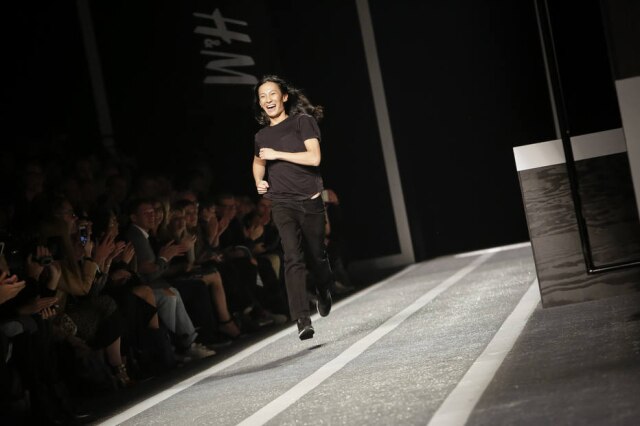 Erin Baiano/The New York Times O estilista Alexander Wang se inspirou no mundo dos esportes para criar sua coleção para a rede de fast fashion H&M