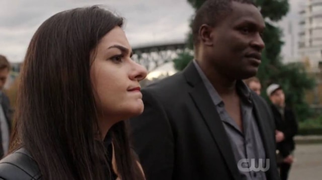 Cena do seriado 'No Tomorrow' / The CW Jacaré, ex-dançarino do É O Tchan, fez participação no seriado americano 'No Tomorrow' e brasileiros acabaram de descobrir isso