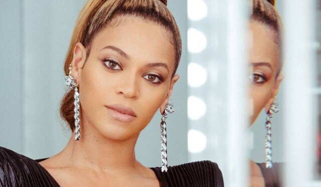 Instagram.com/beyonce A cantora usou um produto ainda não lançado da marca de maquiagem