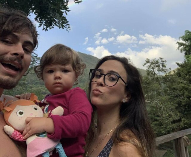 Instagram/@rafaavitti A apresentadora Tatá Werneck e o ator Rafael Vitti completam 5 anos de relacionamento