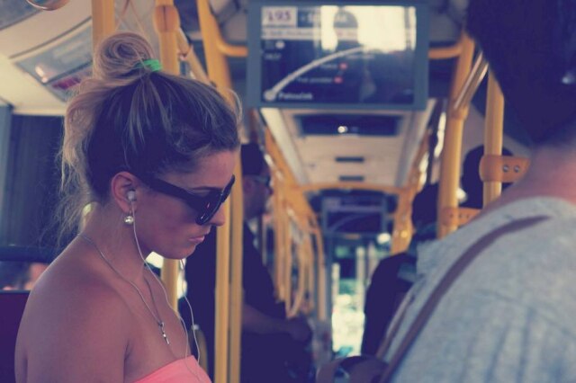 StockSnap Já se perguntou como pessoas que dormem no ônibus conseguem acordar na hora certa de descer?