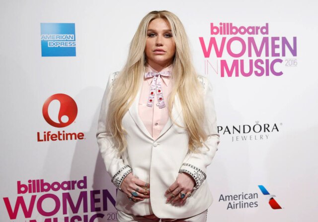 Reuters / Shannon Stapleton Após longa batalha judicial, a cantora norte-americana Kesha lançou uma nova música solo pela primeira vez desde 2013