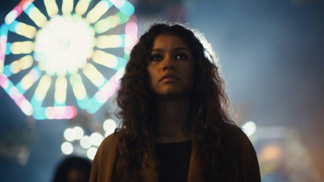 Divulgação/HBO Ex-Disney, Zendaya interpreta Rue, jovem que acaba de sair da clínica da reabilitação mas não tem planos de continuar 'limpa'.
