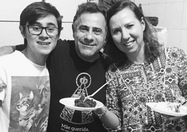 Instagram/@cahmiguel O ator Rafael Henrique Miguel, o pai, João Alcisio Miguel, e a mãe, Miriam Selma Miguel, que foram assassinados em junho.