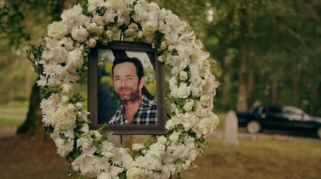Reprodução do trailer de 'Riverdale' (2019) / YouTube/Warner Bros. TV O ator Luke Perry interpretava Fred Andrews em 'Riverdale'.