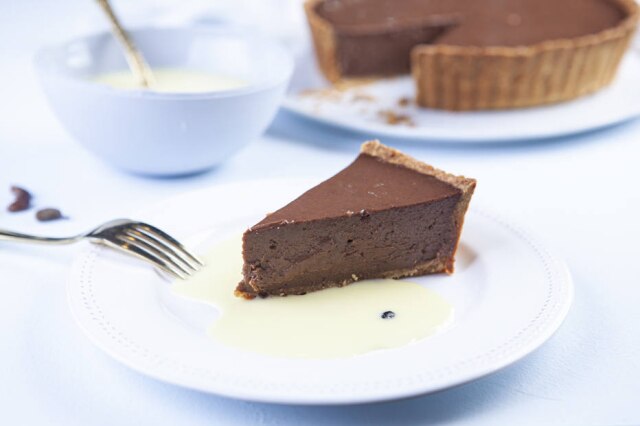Codo Meletti/Estadão Torta macia de chocolate com creme de imbiriba