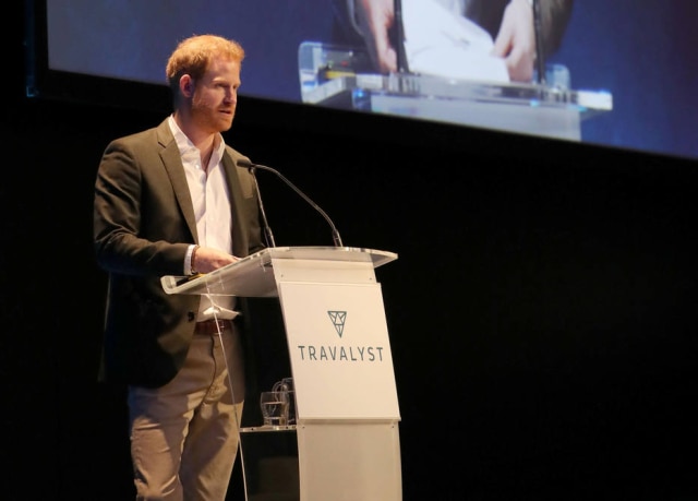 Andrew Milligan/Pool via REUTERS O príncipe Harry em palestra em Edimburgo, na Escócia