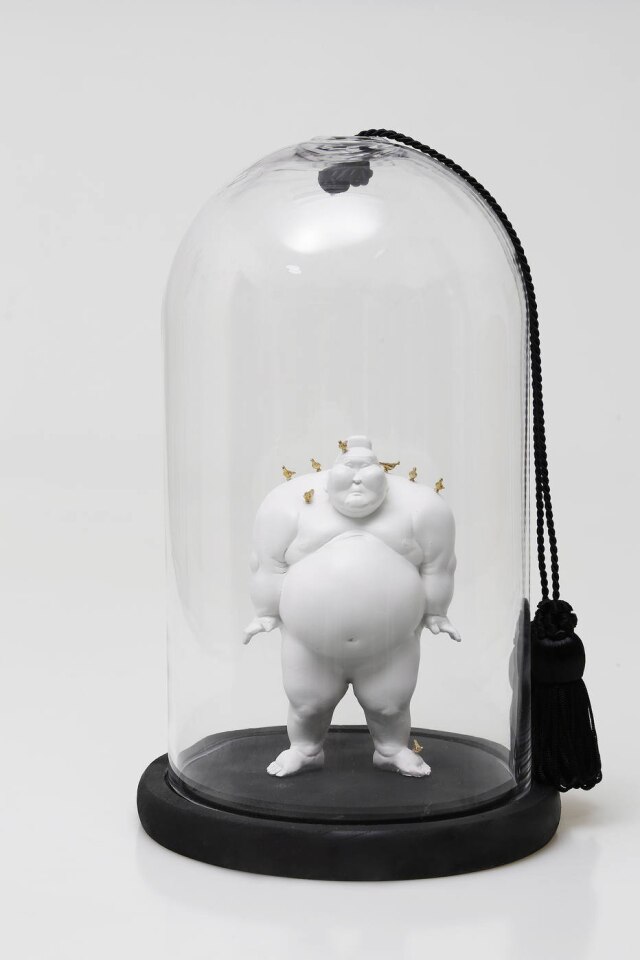 Edu Magalhães Obra Sumo, da designer Nara Ota, inspirada na luta japonesa
