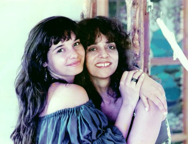 Reprodução Daniella Perez e sua mãe, Gloria Perez.