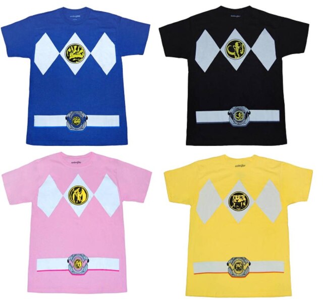 Reprodução O uniforme clássico de 'Mighty Morphin Power Rangers' está estampado na peça.