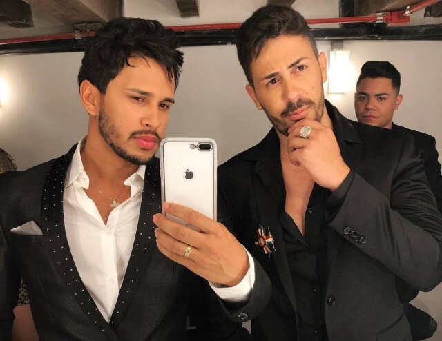 Instagram/@lucasguimaraes Carlinhos Maia e Lucas Guimarães oficializam união com cerimônia em Alagoas.