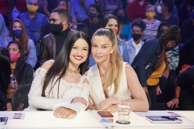 Cadu Pilotto/Globo Juliette e Grazi Massafera no 'Domingão com Huck'.