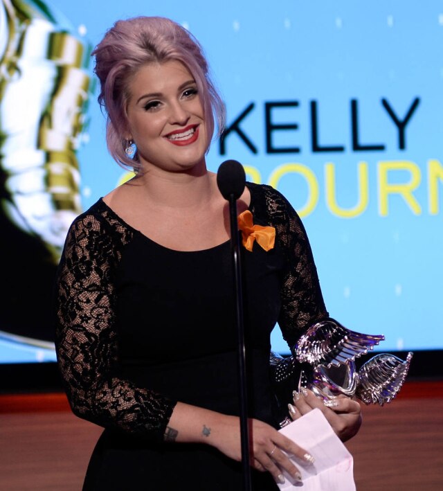 Kevin Winter/AFP Kelly Osbourne teve a Doença de Lyme e foi mal-diagnosticada por anos