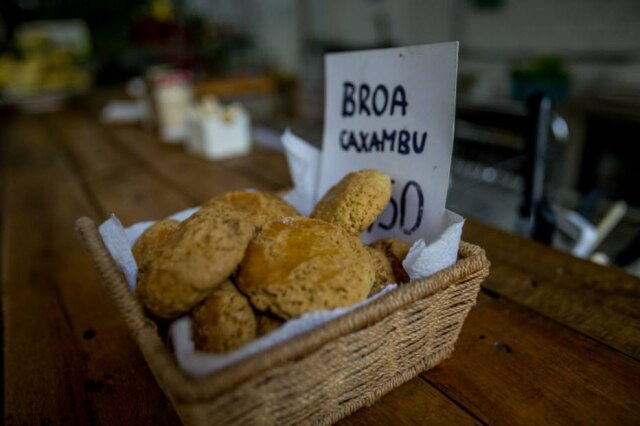 Broa fornecida pelo Ogrânico, que também vende pães no Instituto Feira Livre