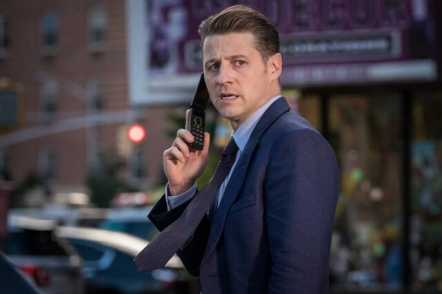 Reprodução de cena/Fox Ben McKenzie, protagonista de 'Gotham'.