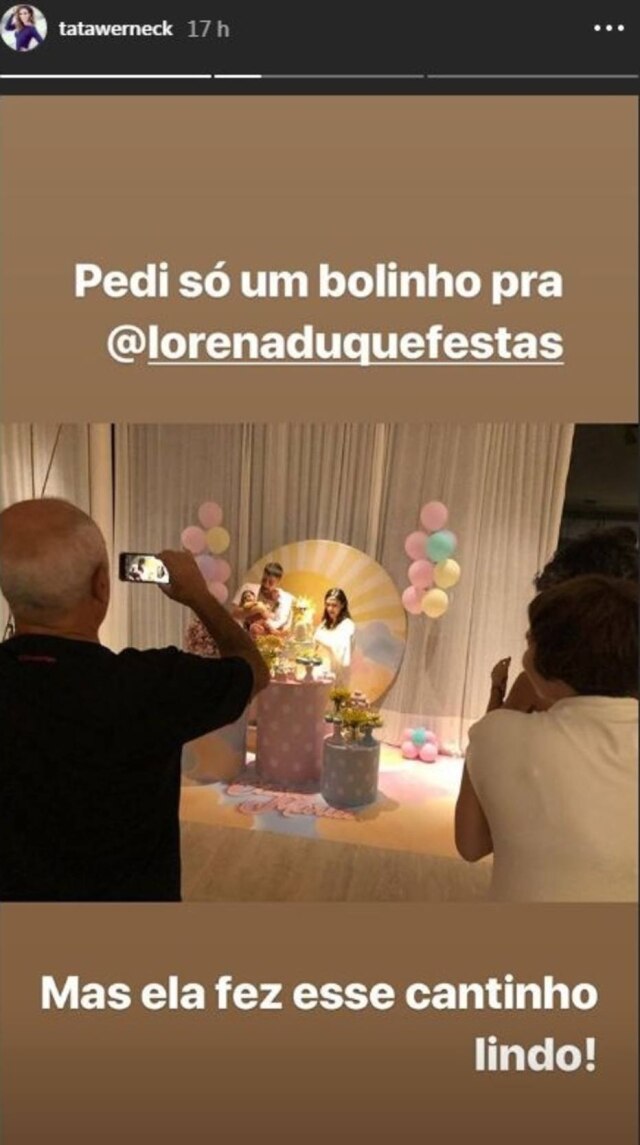 Instagram/@tatawerneck Tatá Werneck e Rafael Vitti comemoram um mês de vida da filha.