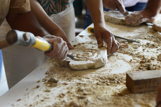 Mariana Retorre Artesanatos locais em plena ação na Semana Criativa de Tiradentes