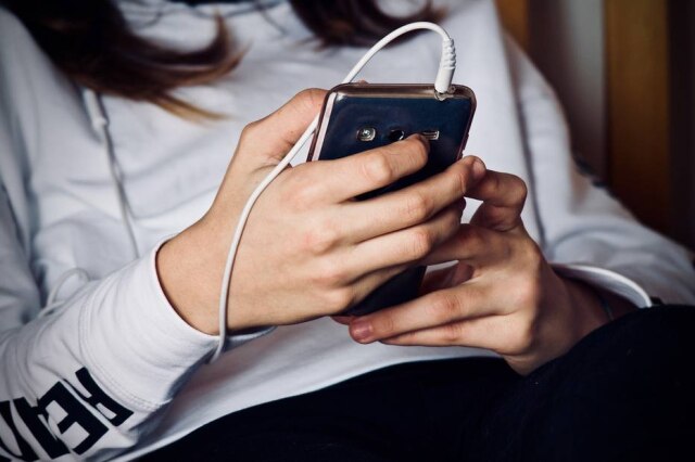 Pixabay/sweetlouise Dating Burnout revela dificuldades em iniciar relacionamentos