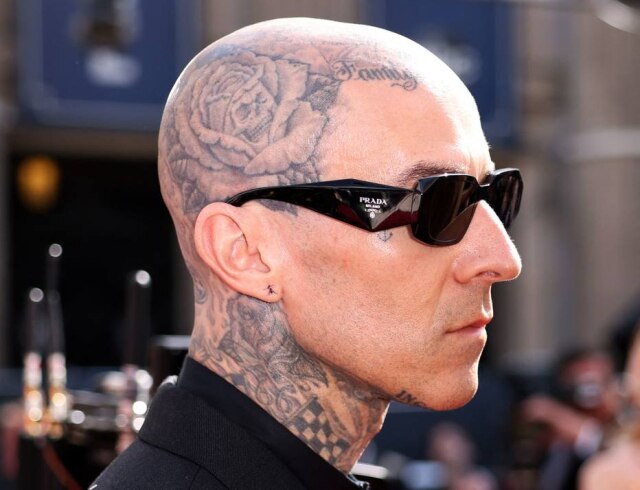 Mike Blake/Reuters Travis Barker contou que descobriu pancreatite grave após endoscopia de rotina.