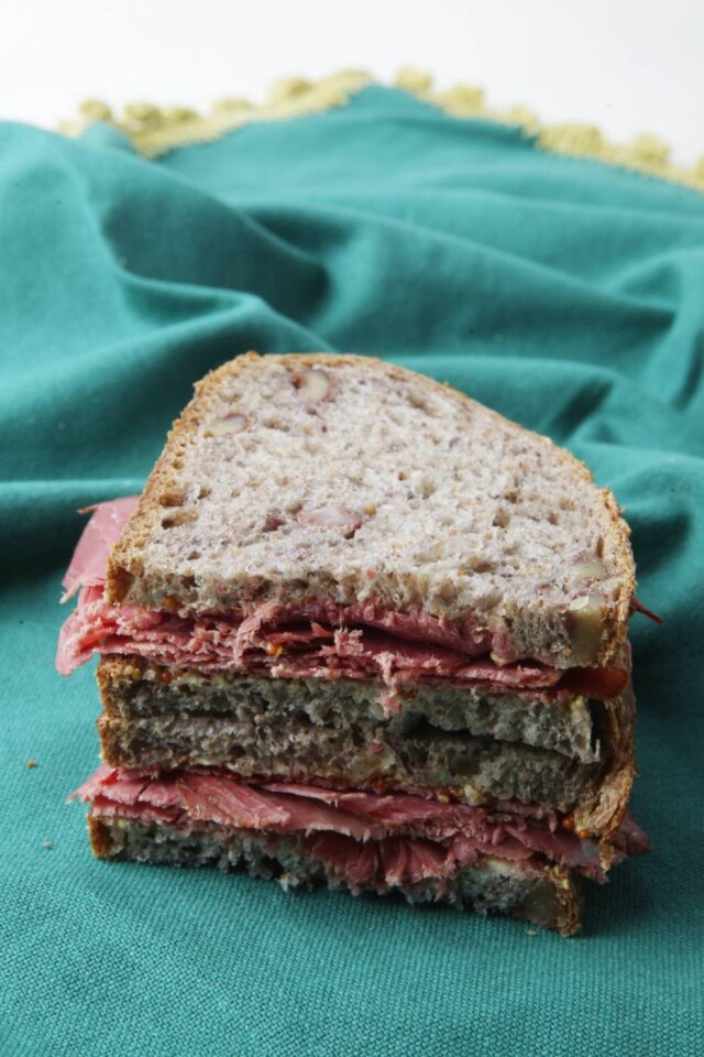 Felipe Rau/Estadão Sanduíche de pastrami.