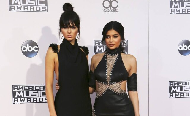 REUTERS/David McNew Kendall e Kylie Jenner abrem pop-up store durante a NYFW