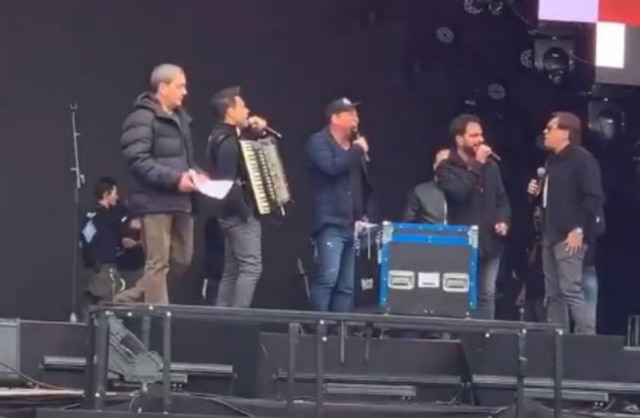 Instagram / @nathancamargo__ Cantores durante ensaio para o show 'Amigos - 20 anos'