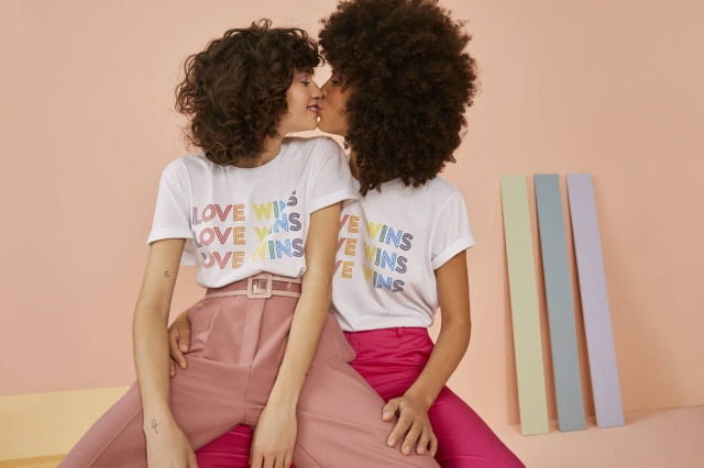 Vini Cavalcanti/ Amaro A Amaro lançou a camiseta 'Love wins'