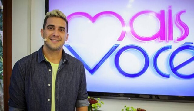 André Marques já assumiu o comando do 'Mais Você', durante férias da Ana Maria Braga.