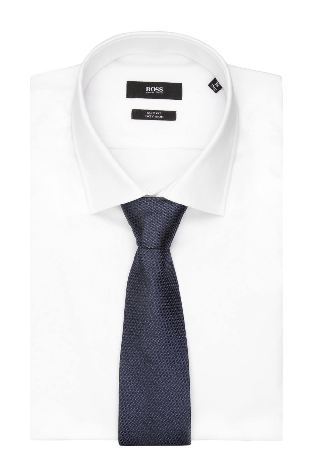 Divulgação/ Hugo Boss Gravata regular com textura clássica