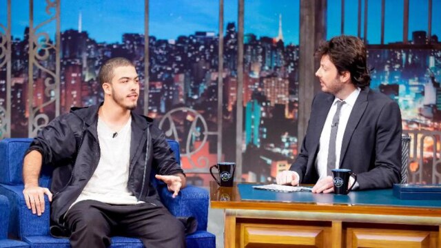 Gabriel Cardoso/SBT Ronald foi entrevistado por Danilo Gentili no programa 'The Noite' e falou que quer conquistar sua independência dos pais
