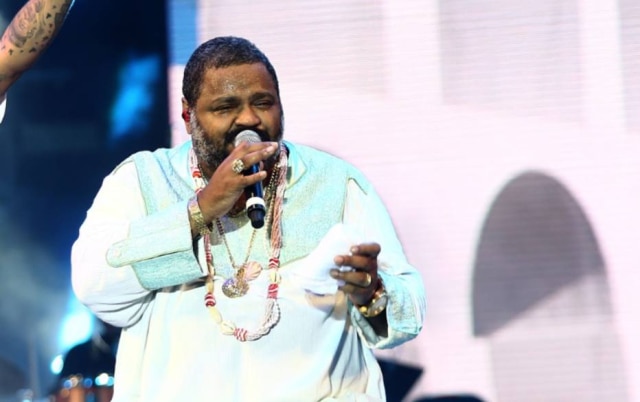 Arlindo Cruz completa 60 anos e ganha show em sua homenagem - Emais - Estadão