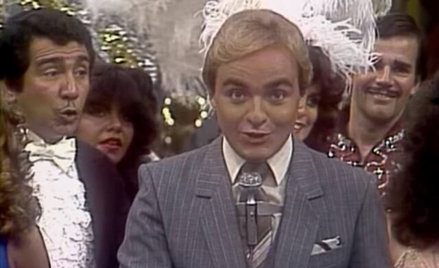 Reprodução de 'Viva a Noite' (1983) / SBT Gugu Liberato no 'Viva a Noite' em 1983.