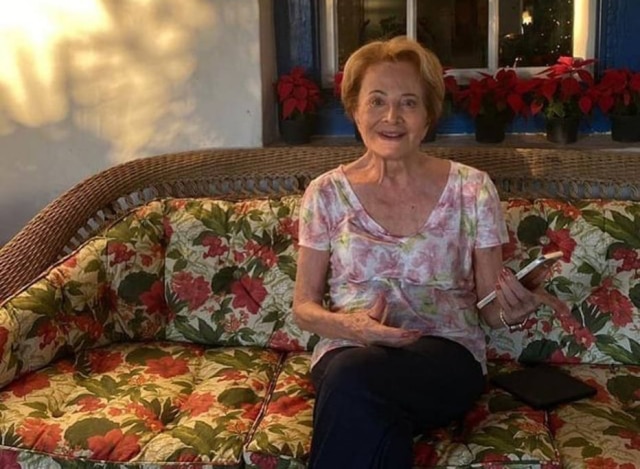 Tarcisio Meira Posta Foto De Gloria Menezes Com O Celular E Elogia Olha Como Ela Esta Moderna Emais Estadao