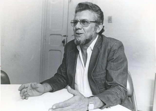 Acervo Estadão Carlos Garcia em 1984, quando lançou o livro "O que é Nordeste Brasileiro".